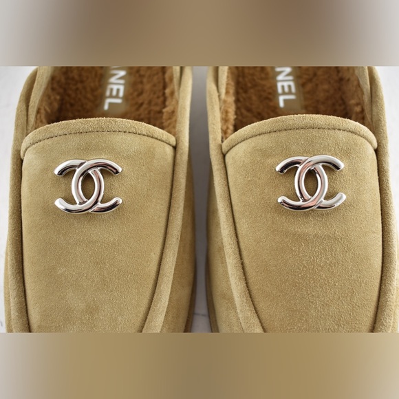 Chanel Dark Beige Suede Shearling CC Moccasin Ballet Slingback Loafer Flat 41 - Picture 10 of 16